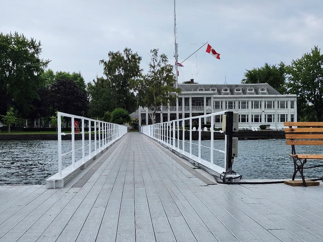 Vapour Blasting and Epoxy Painting Restore RCYC Jetty - 3